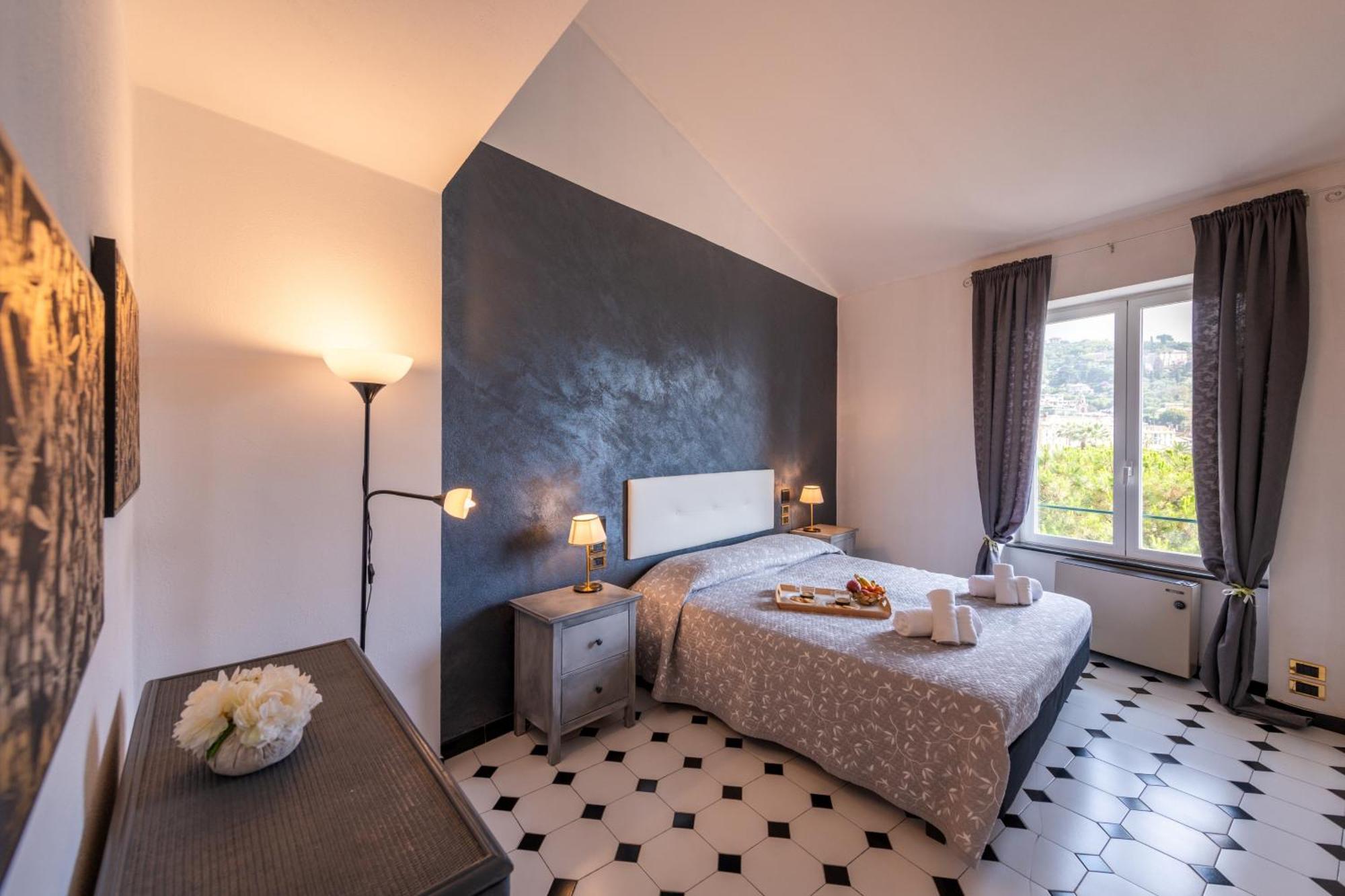 Loft Cristina - La Piazzetta Fronte Mare Lägenhet Santa Margherita Ligure Exteriör bild